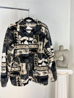 VINTAGE NEUTRAL WILD ANIMALS FLEECE JACKET