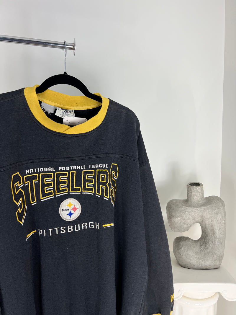 VINTAGE PITTSBURGH STEELERS BLACK CREWNECK