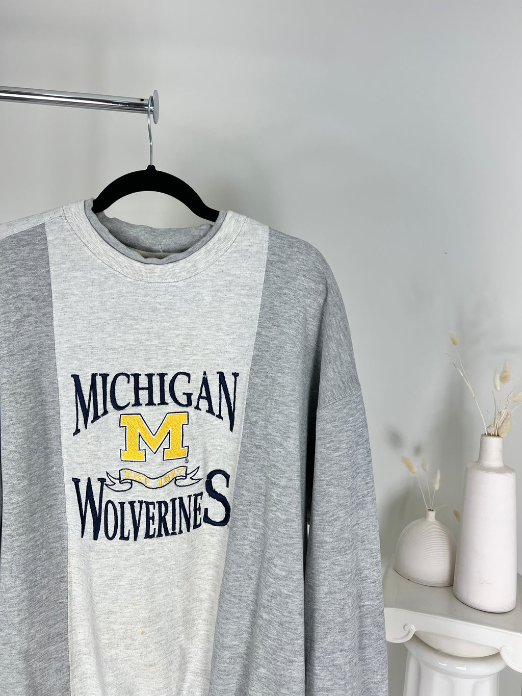 VINTAGE UNIVERSITY OF MICHIGAN EMBROIDERED GREY CREWNECK