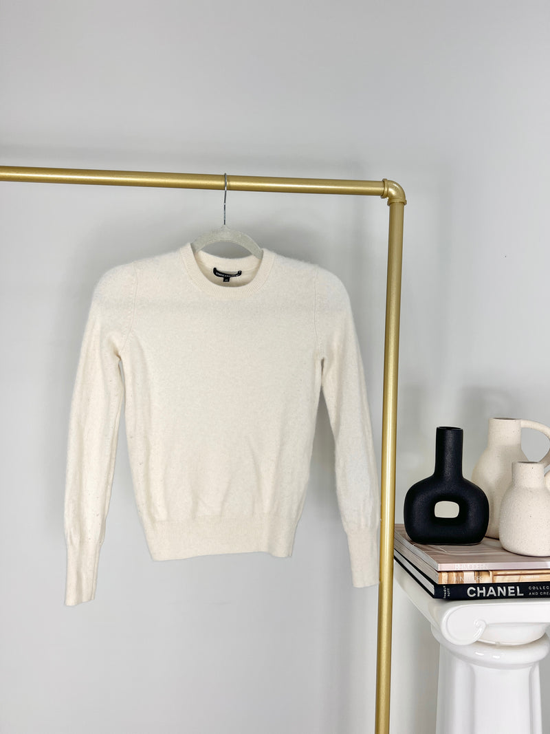 CLASSIC IVORY CASHMERE SWEATER