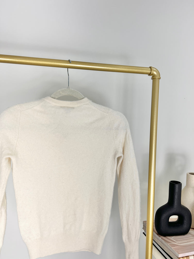 CLASSIC IVORY CASHMERE SWEATER