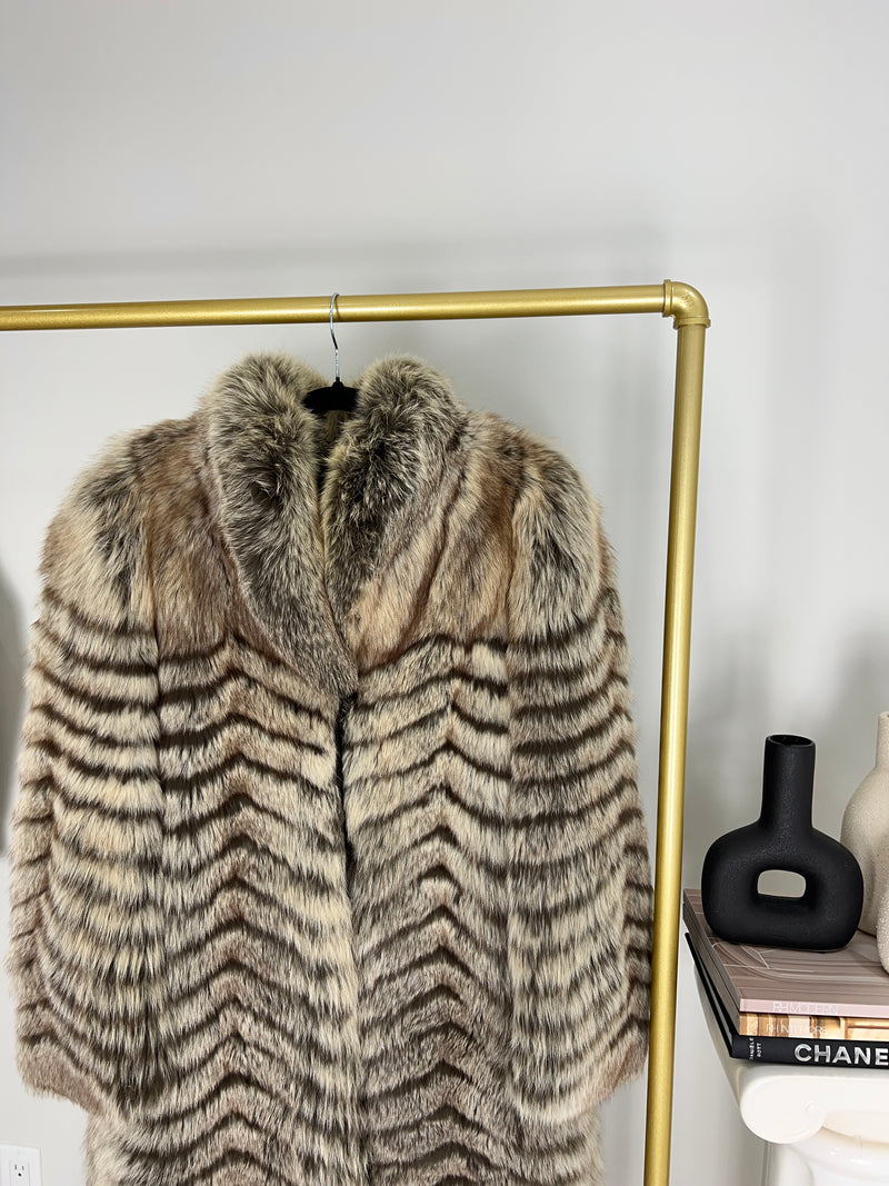 VINTAGE FULL LENGTH RACOON FUR COAT