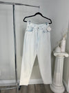 VINTAGE LEVI'S SERIES 900 HIGH RISE TAPERED LIGHT WASH JEANS - SIZE 27