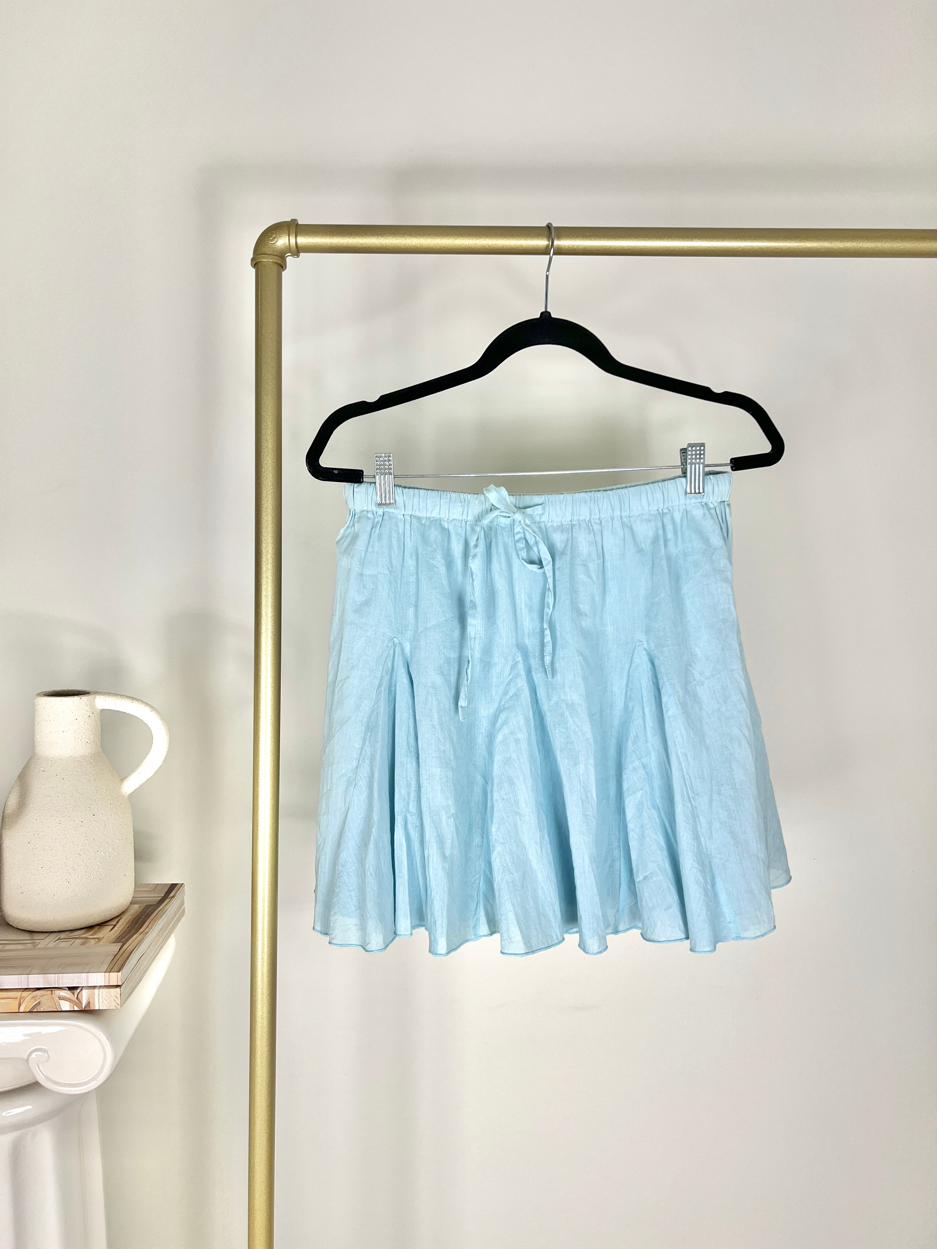 SKY BLUE FLOWY MINI SKIRT