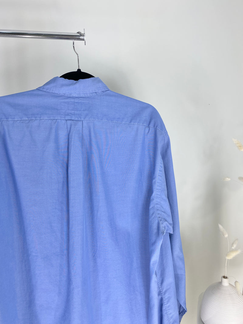 VINTAGE RALPH LAUREN BLUE BUTTON-UP SHIRT