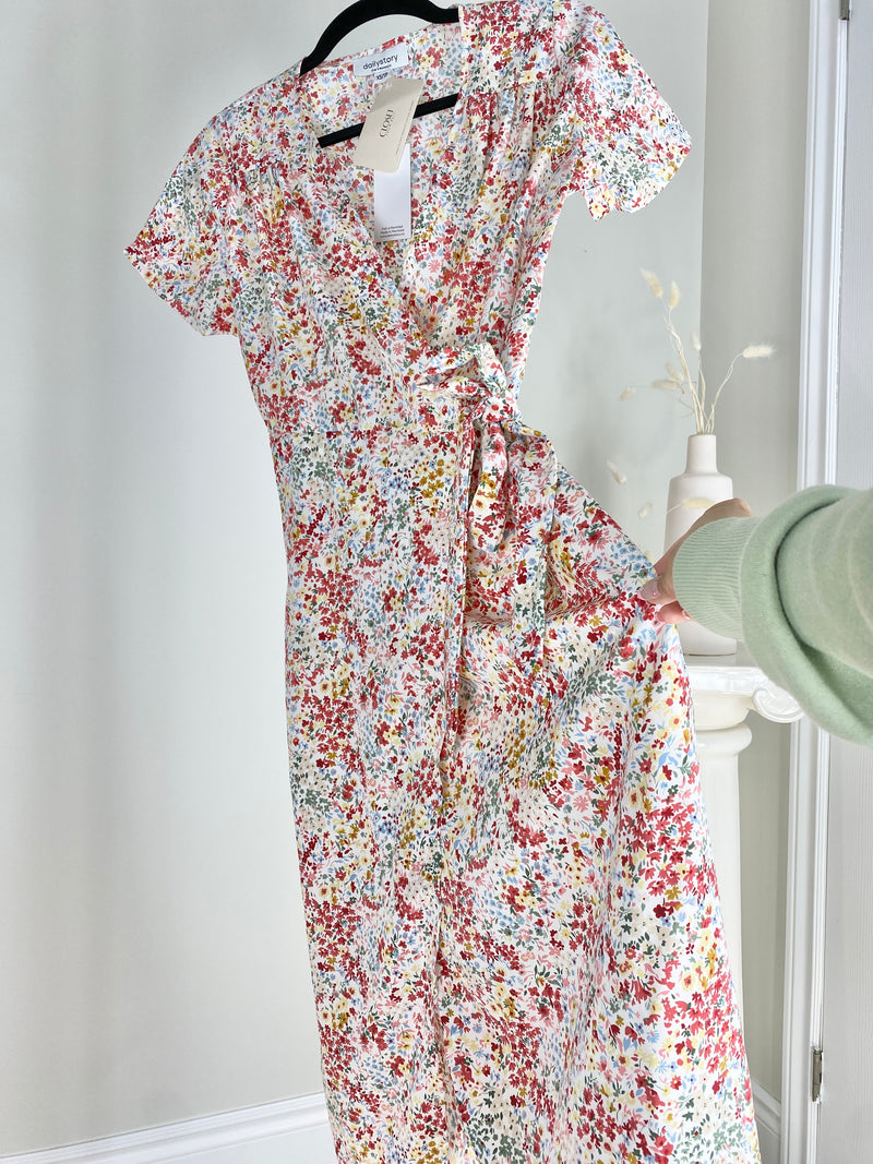 FLORAL WRAP TIE WAIST MAXI DRESS