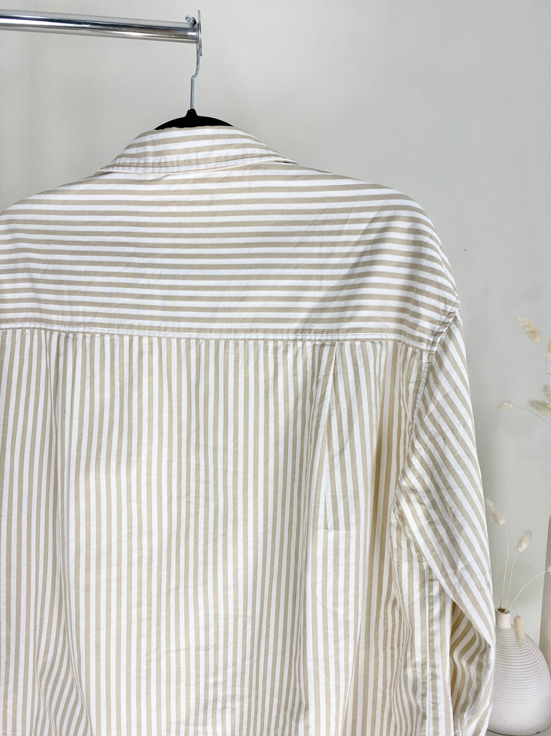 WHITE + TAN STRIPED BUTTON-UP SHIRT