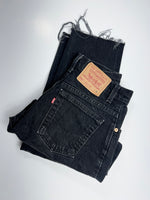 VINTAGE BLACK LEVI'S 550 JEANS | SIZE 28