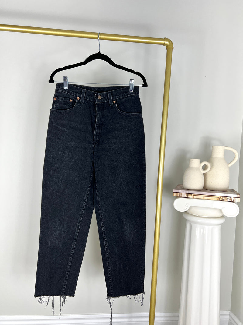 VINTAGE BLACK LEVI'S 550 JEANS | SIZE 28