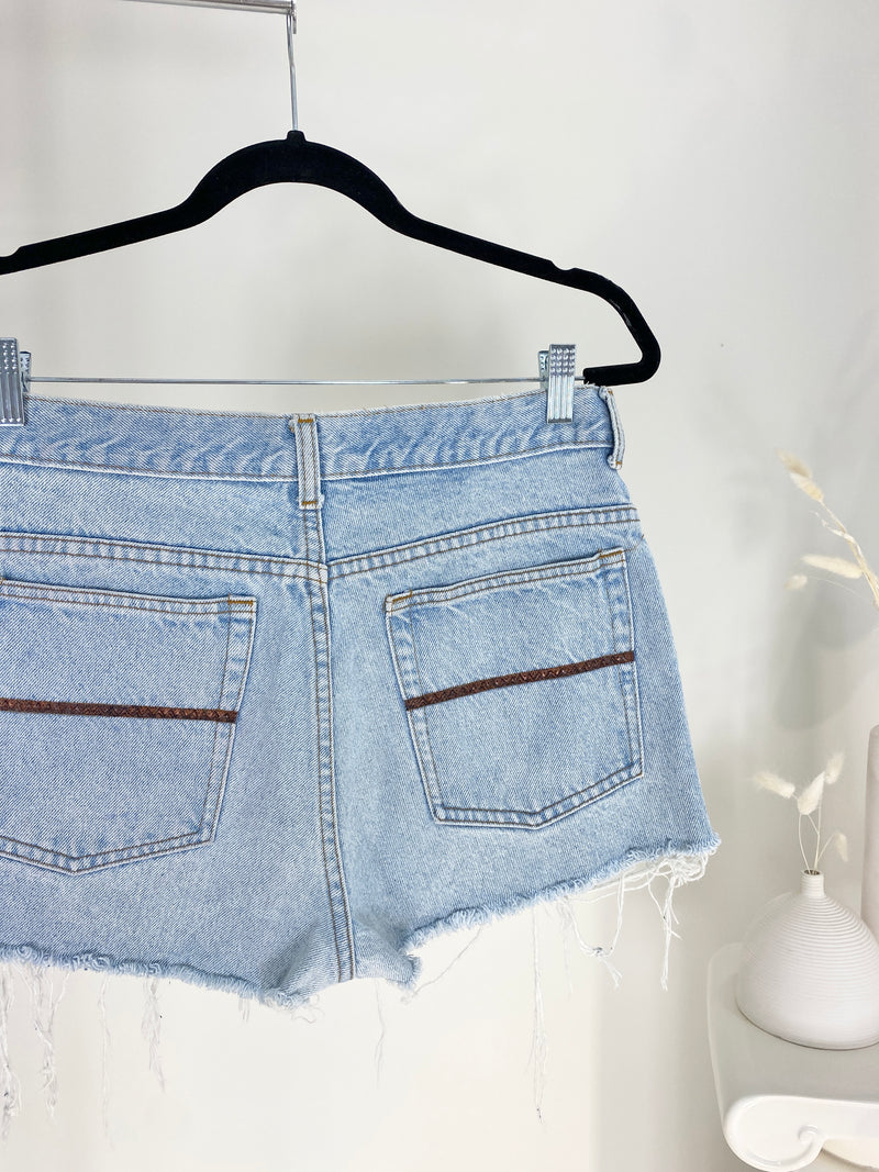 VINTAGE LIGHT WASH DENIM CUTOFFS (30)