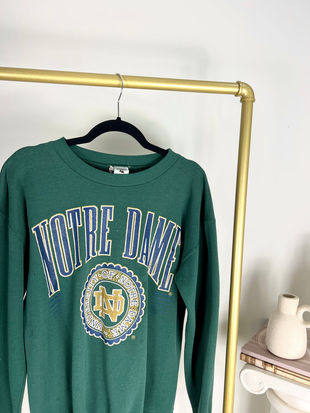 VINTAGE 1990s UNIVERSITY OF NOTRE DAME GREEN CREWNECK