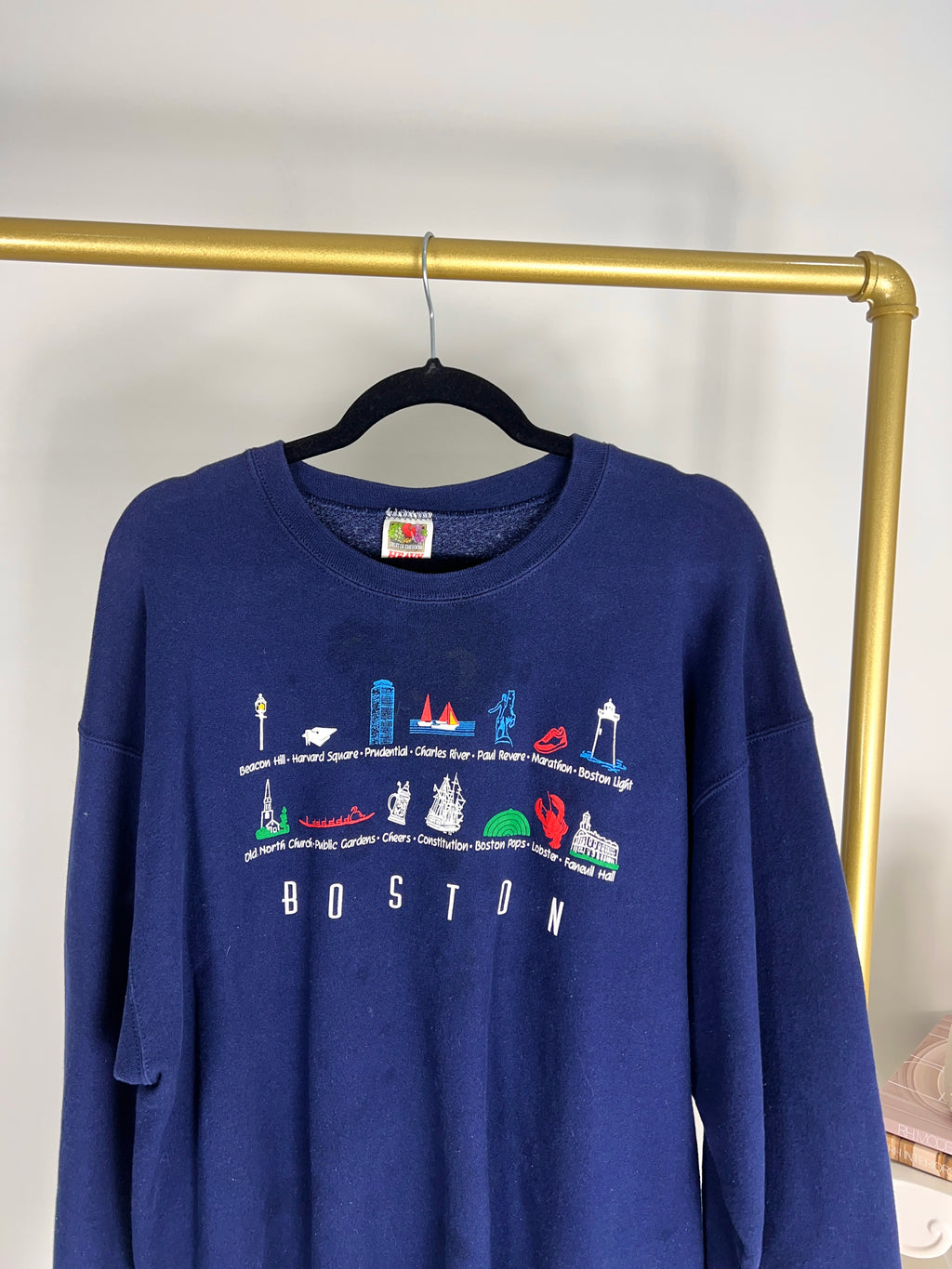 VINTAGE NAVY BOSTON LANDMARK CREWNECK