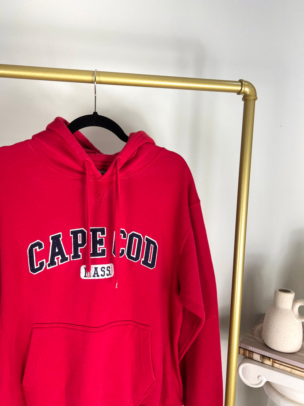 RED EMBROIDERED CAPE COD COASTAL DESTINATION HOODIE