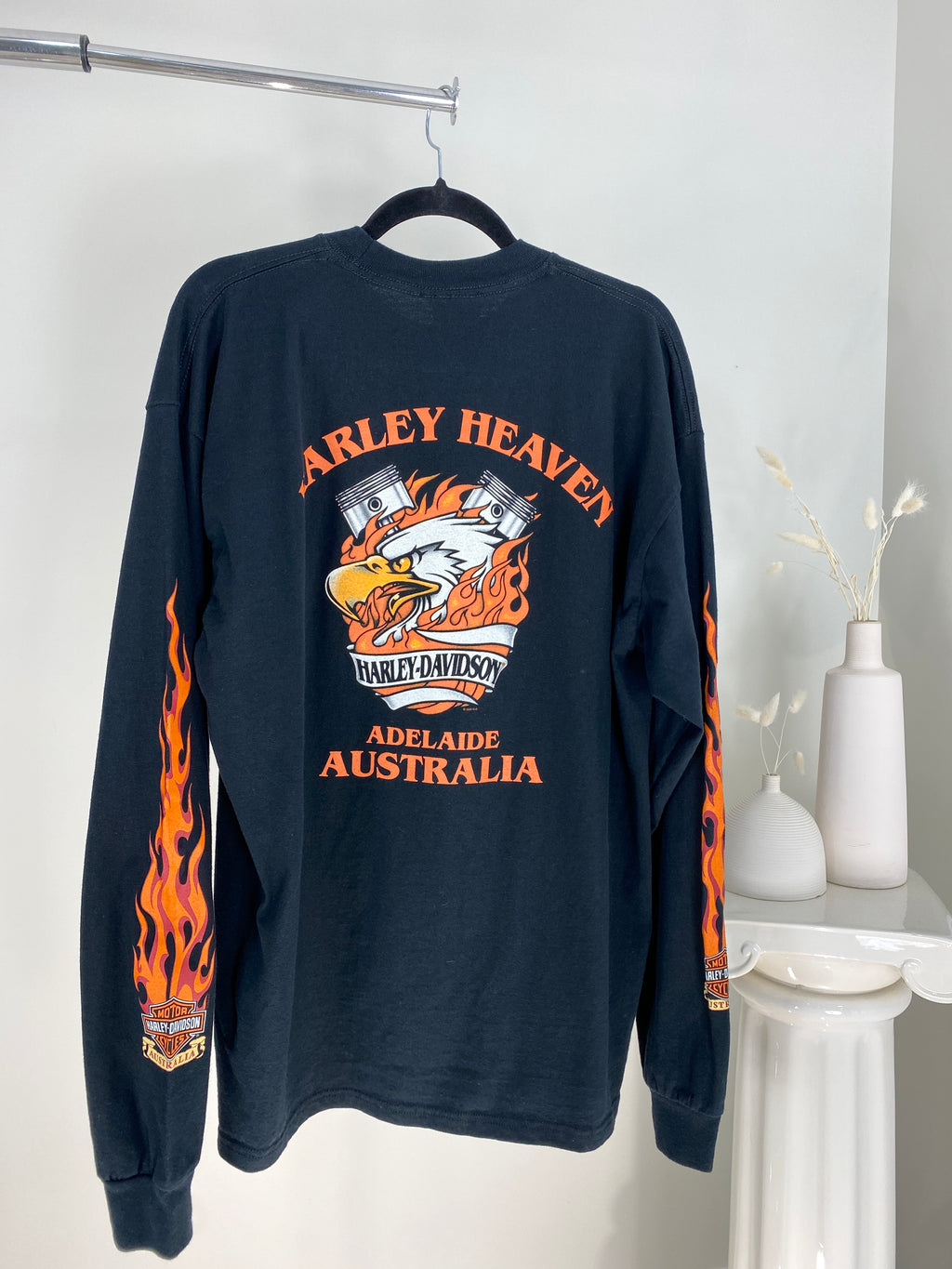 VINTAGE BLACK FLAMES HARLEY DAVIDSON AUSTRALIA LONG SLEEVE T-SHIRT