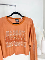CROPPED ORANGE HARLEY DAVIDSON MIAMI SPELL-OUT LONG SLEEVE T-SHIRT