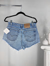 VINTAGE LIGHT WASH LEVI'S DENIM CUTOFFS - SIZE 8