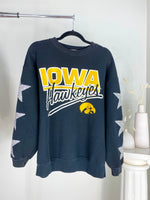 VINTAGE IOWA HAWKEYES SILVER STAR PATCH CREWNECK