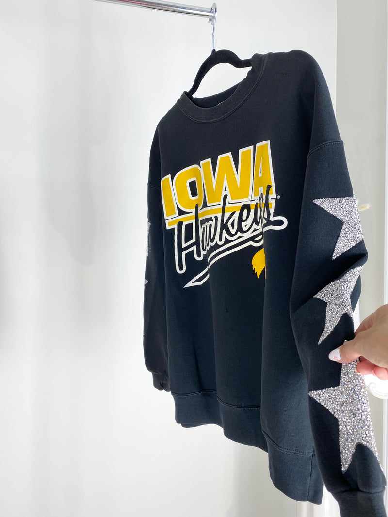 VINTAGE IOWA HAWKEYES SILVER STAR PATCH CREWNECK