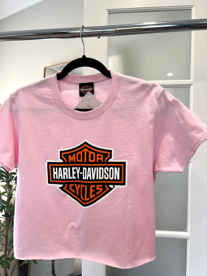 ICONIC BABY PINK HARLEY DAVIDSON CROPPED T-SHIRT