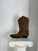 VINTAGE BROWN COWBOY BOOTS - SIZE 8.5